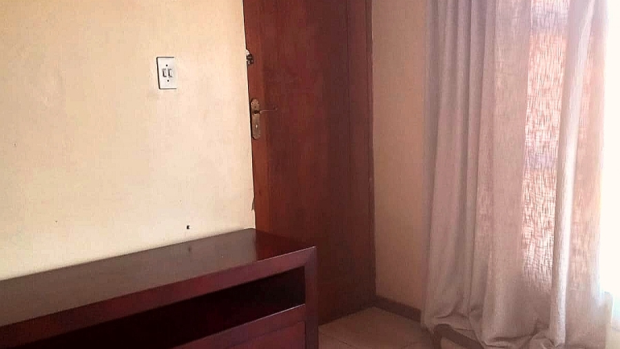 3 Bedroom Property for Sale in Ilitha Park Western Cape
